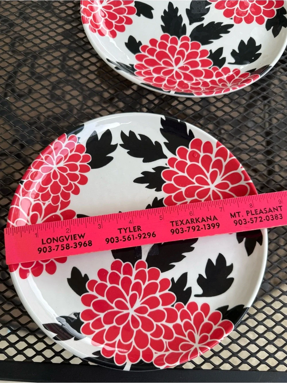 4 Bright& Beautiful Better Homes & Gardens 8.5” Floral Melamine Lunch Plates